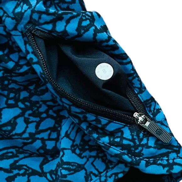 Lululemon Tracker Short Blue Black 4” Size 8 - Picture 5 of 6